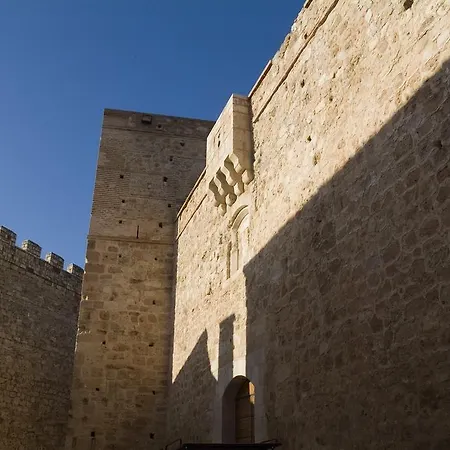 Pensión Turístico La Tinaja Requena